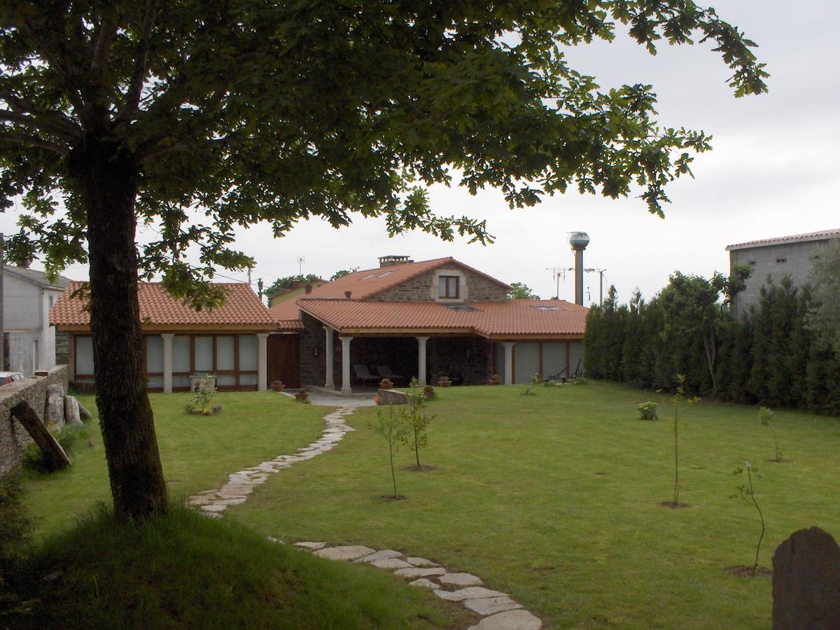 Casa Rural Dona María Hostal Ordes Exterior foto